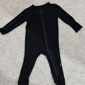 Kyte BABY Midnight Black Kids Footie